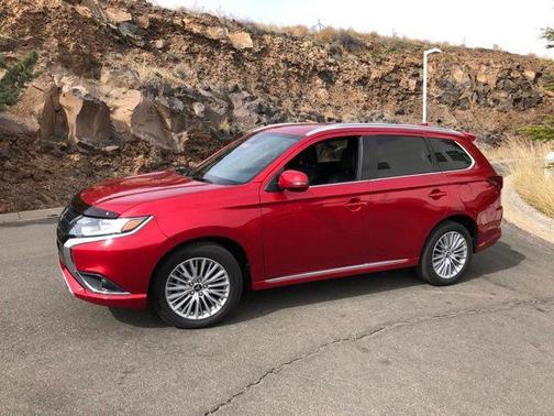 2020 Mitsubishi Outlander PHEV SEL