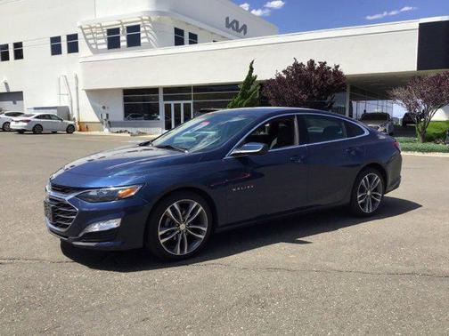 2022 Chevrolet Malibu FWD LT