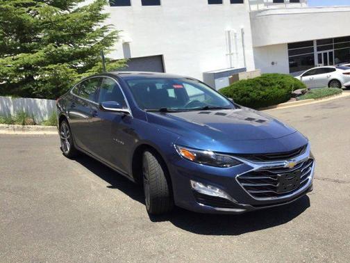 2022 Chevrolet Malibu FWD LT