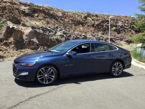 2022 Chevrolet Malibu FWD LT