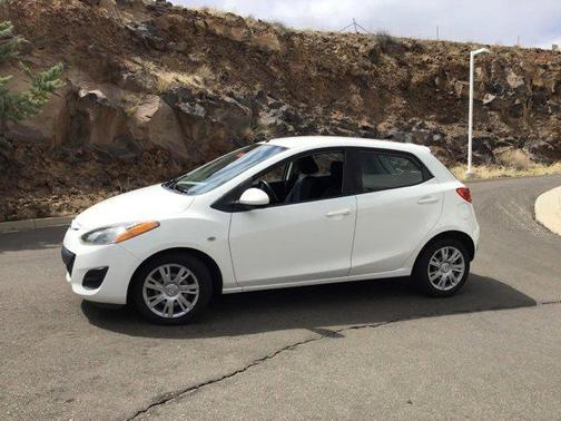2014 Mazda Mazda2 Sport
