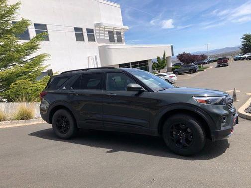 Forged Green Metallic 2022 Ford Explorer Timberline