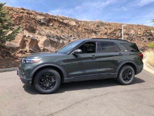 Forged Green Metallic 2022 Ford Explorer Timberline