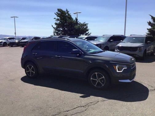 2024 Kia Niro LX