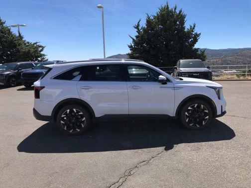 2024 Kia Sorento EX