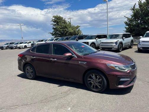 Sangria 2020 Kia Optima LX