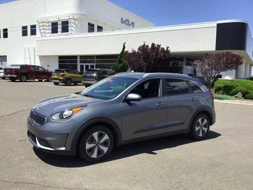 2017 Kia Niro LX