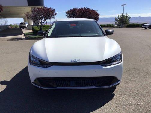 2024 Kia EV6 Wind