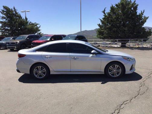 2018 Hyundai SONATA SEL