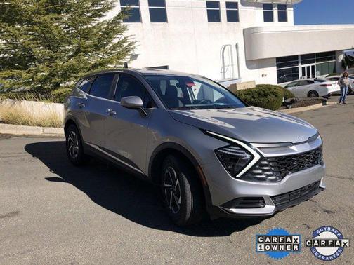 2024 Kia Sportage Hybrid LX