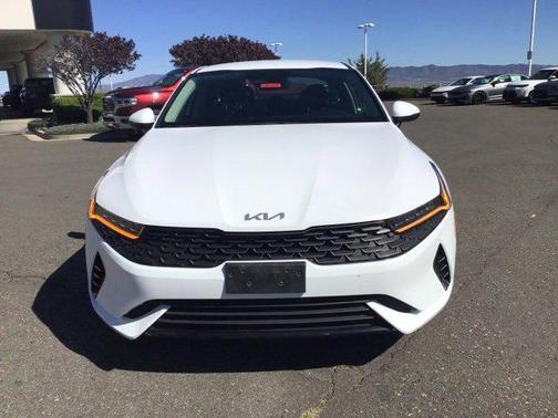 2022 Kia K5 LXS