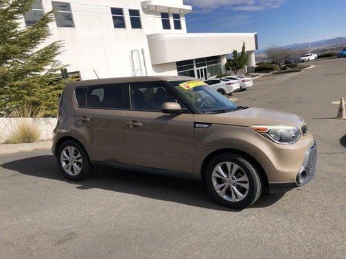 2015 Kia Soul +