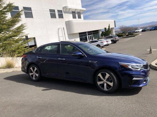 2019 Kia Optima S