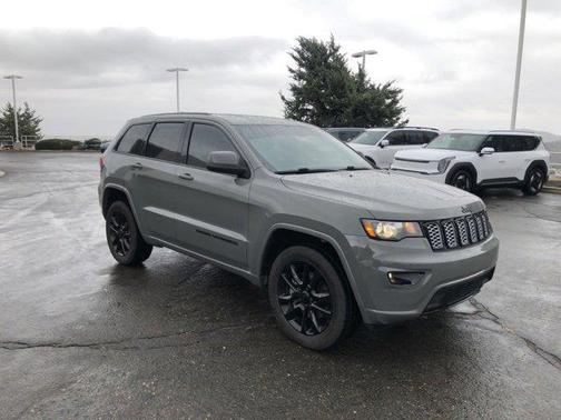 2021 Jeep Grand Cherokee Laredo