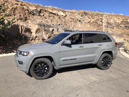 2021 Jeep Grand Cherokee Laredo