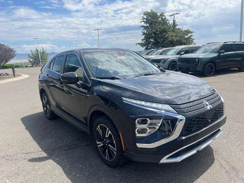 Labrador Black Pearl 2026 Mitsubishi Eclipse Cross
