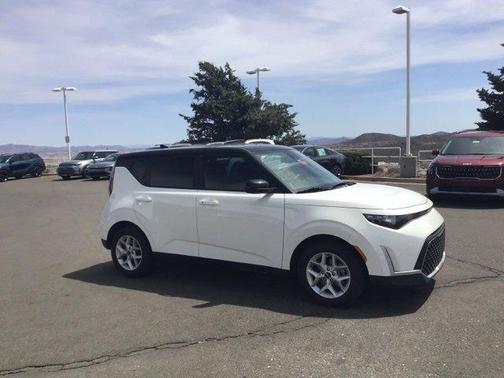 2024 Kia Soul S