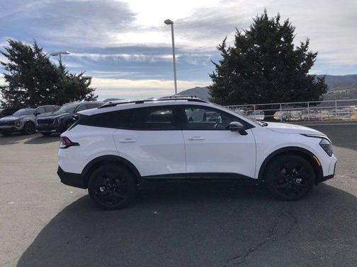 2025 Kia Sportage X-Line