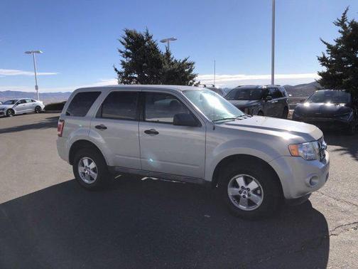 2009 Ford Escape XLS