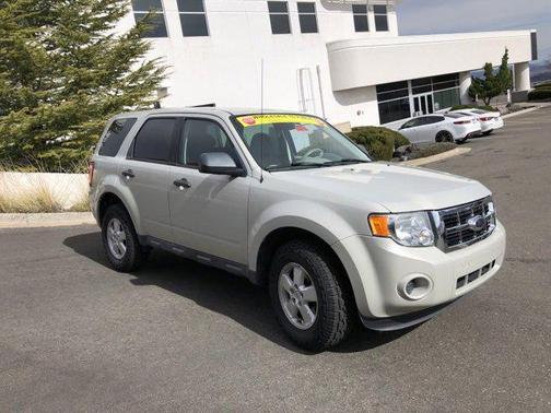 2009 Ford Escape XLS