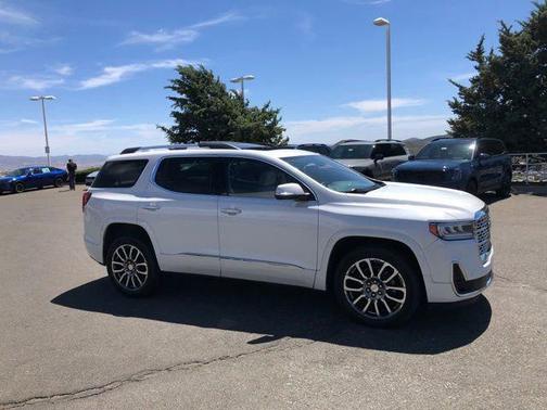 White Frost Tricoat 2020 GMC Acadia Denali