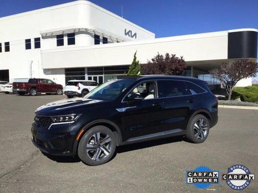 2022 Kia Sorento Plug-In Hybrid SX