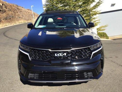2022 Kia Sorento Plug-In Hybrid SX