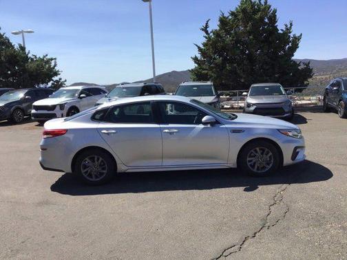 2020 Kia Optima LX