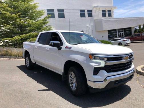 Summit White 2023 Chevrolet Silverado 1500 LT