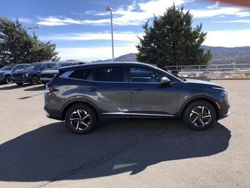 2024 Kia Sportage Hybrid LX