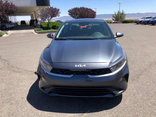 Gravity Gray 2023 Kia Forte LXS