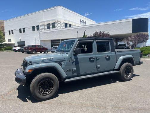 Anvil Clear Coat 2024 Jeep Gladiator Willys