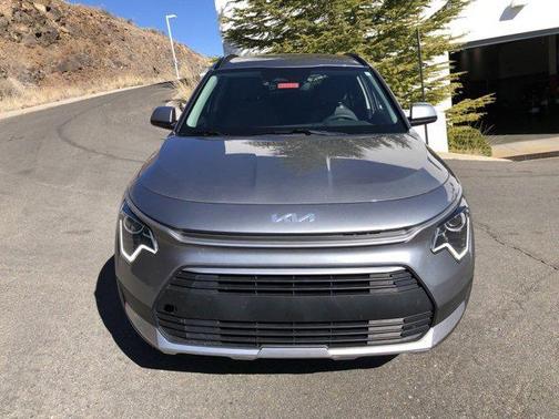 2024 Kia Niro LX