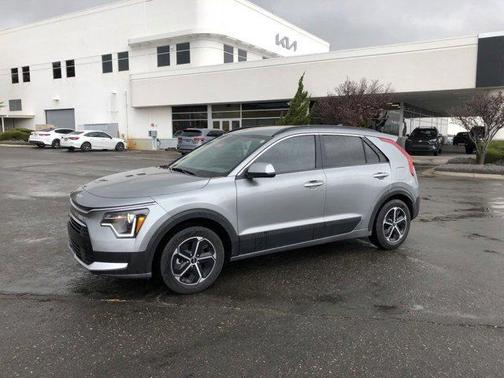 2024 Kia Niro LX