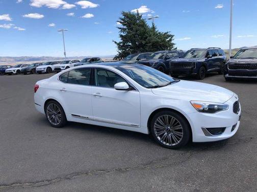 2014 Kia Cadenza Limited
