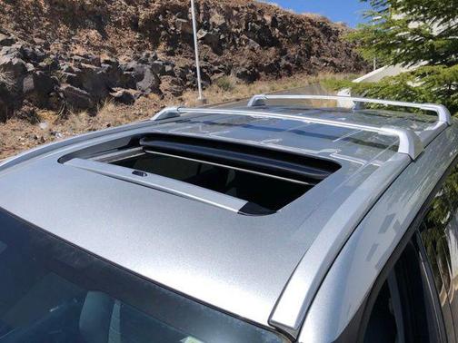 Celestial Silver Metallic 2022 Toyota Highlander XLE