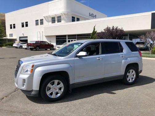 Quicksilver Metallic 2011 GMC Terrain SLE-1