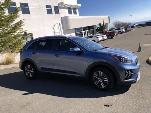 2022 Kia Niro Plug-In Hybrid EX