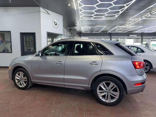 2016 Audi Q3 2.0T Premium Plus