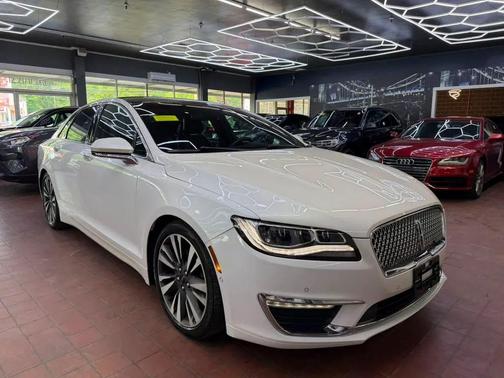 White Platinum Metallic Tri-Coat 2017 Lincoln MKZ Reserve I
