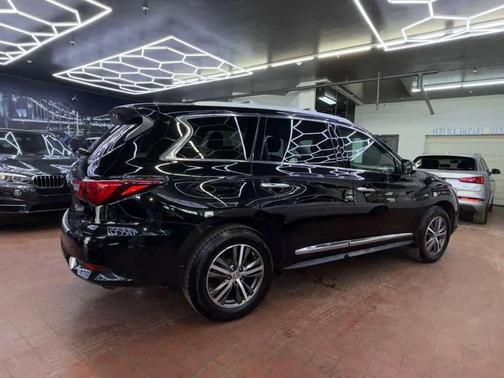 2018 INFINITI QX60 Base