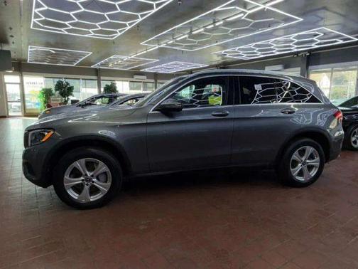 2018 Mercedes-Benz GLC 300 Base 4MATIC