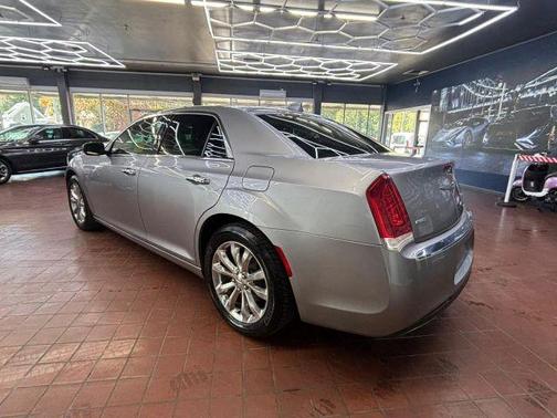 2018 Chrysler 300 Limited