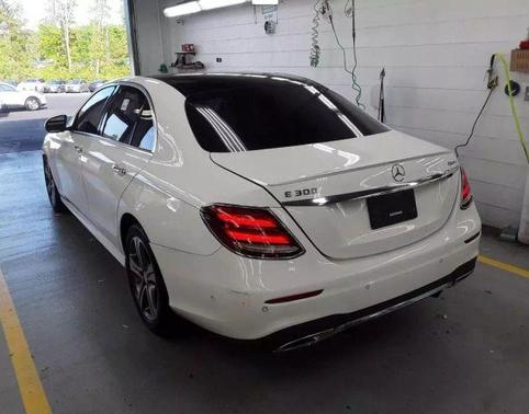 2017 Mercedes-Benz E-Class E 300 4MATIC