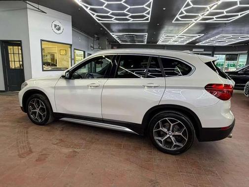 White 2018 BMW X1 xDrive28i