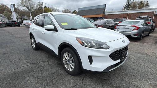 Oxford White 2020 Ford Escape SE
