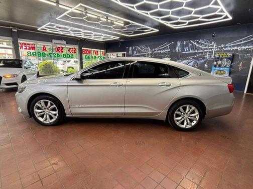 Silver Ice Metallic 2017 Chevrolet Impala 1LT