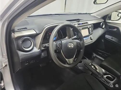 Classic Silver Metallic 2015 Toyota RAV4 XLE