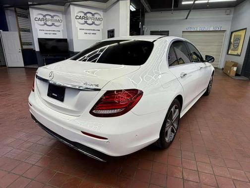 2018 Mercedes-Benz E-Class 4MATIC