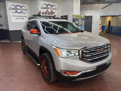 Quicksilver Metallic 2019 GMC Acadia SLT-1